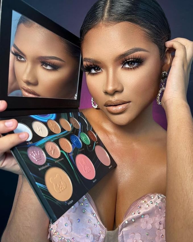 MUBA COSMETICS Andrés Felipe All in One Makeup