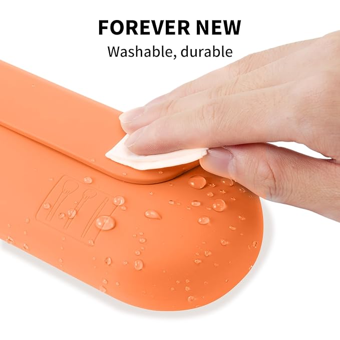 Silicone Makeup Brush Holder Travel Cosmetic Bag：Soft Portable Cosmetic Face Brushes Holder with Upgrade Anti-Fall Out Magnetic Closure, Large Travel Makeup Brush Case - Orange