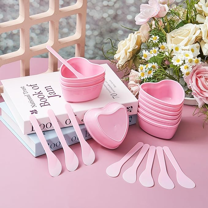 10 Sets Facial Bowls Plastic Heart Shaped Facial Mask Mixing Set with Spatula Pink Facemask Bowl DIY Skin Care Mixing Tool Kit Esthetician Supplies for Lady Women Home Beauty Salon