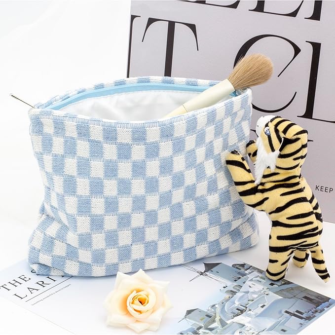 Pazimiik knit checkered makeup bag