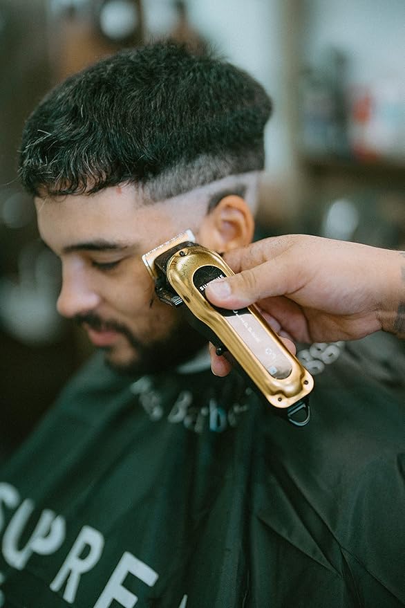 Supreme Trimmer Pro Clipper All Metal w/Fade Blade | 300 Min Run Time Professional Clipper Set, Cordless Beard Trimmer | STC5030 Gold